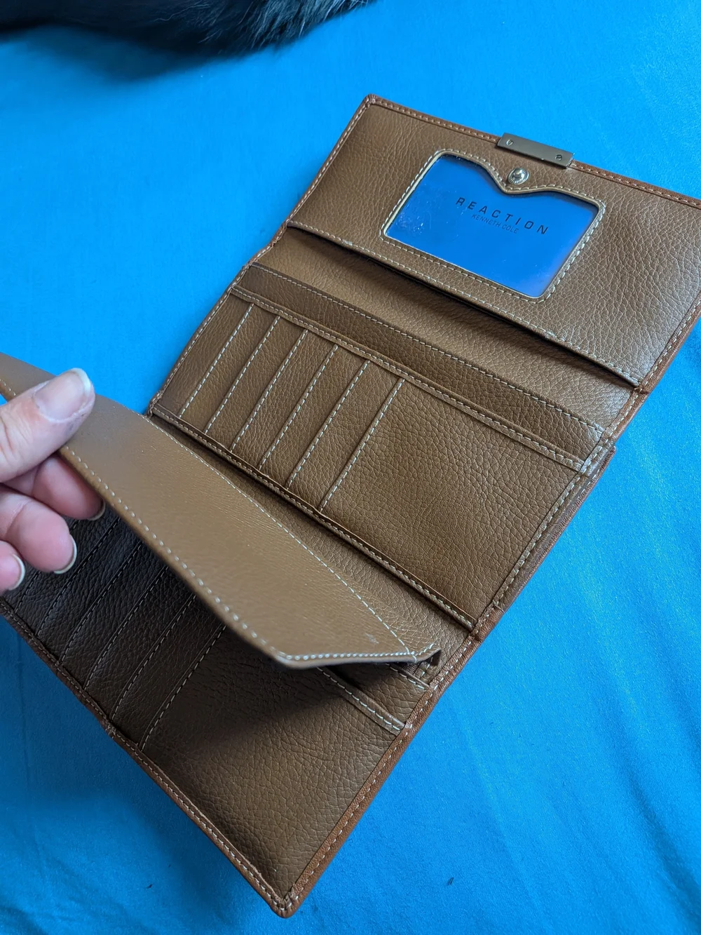 Kenneth Cole Reaction Brown Trifold Leather Wallet